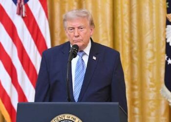 Trump anuncia control de EU sobre 65 mil millones de barriles de petróleo venezolano.