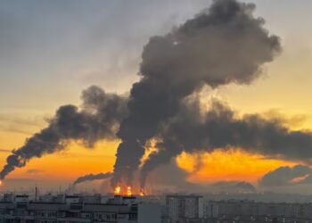 Ataque con drones golpea Moscú durante elecciones rusas.