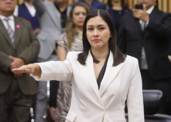 Blanca Cruz encabezará el INE mientras se define la presidencia definitiva.