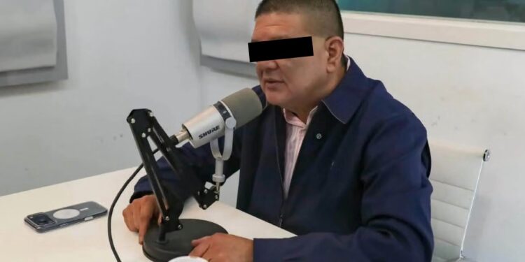César Jáuregui permanecerá en prisión tras vinculación a proceso por traición a la patria.