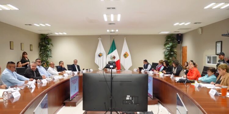 Cabildo aprueba informe financiero de septiembre con tres abstenciones, tras 13 rechazos anteriores.